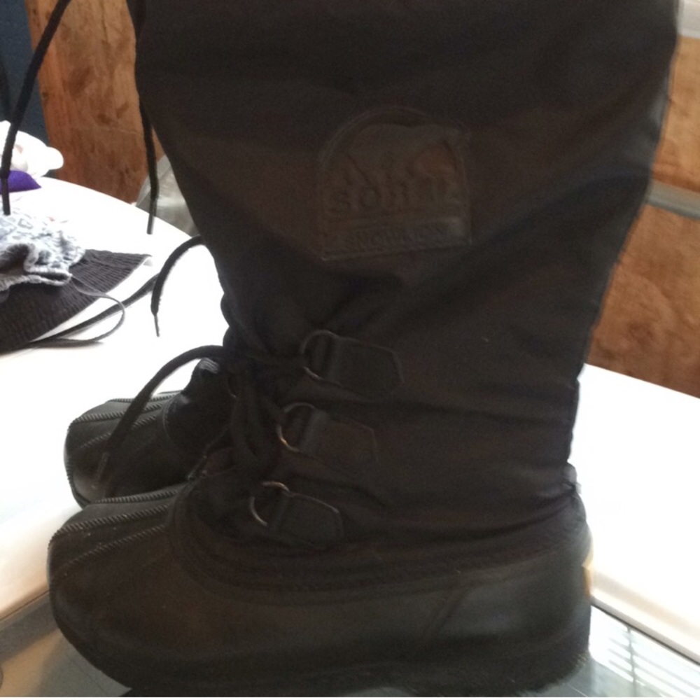 Sorel snow loin winter boots